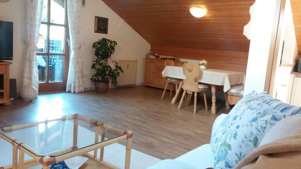 Ferienwohnung Franzi Garmisch-Partenkirchen Exterior foto
